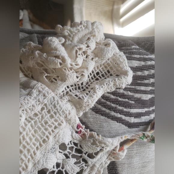 Off the shoulder long floral blouse - Picture 4 of 5